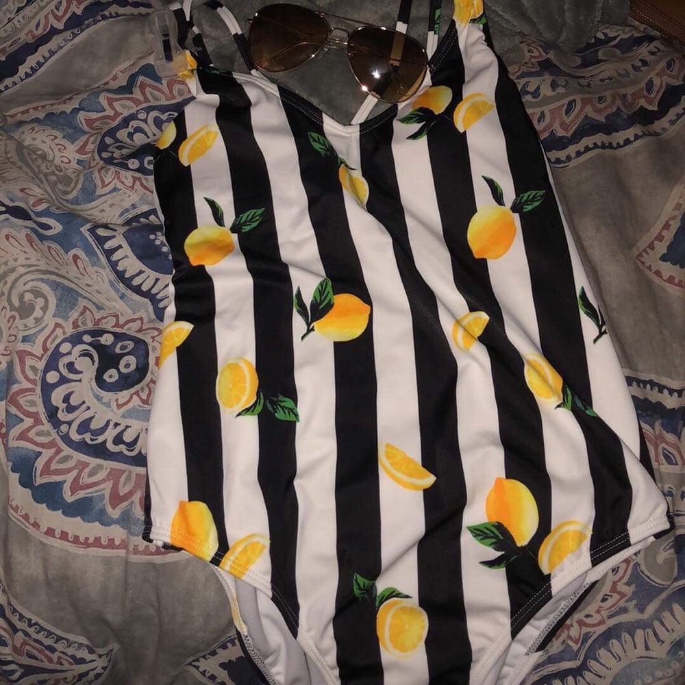 one piece swim suit